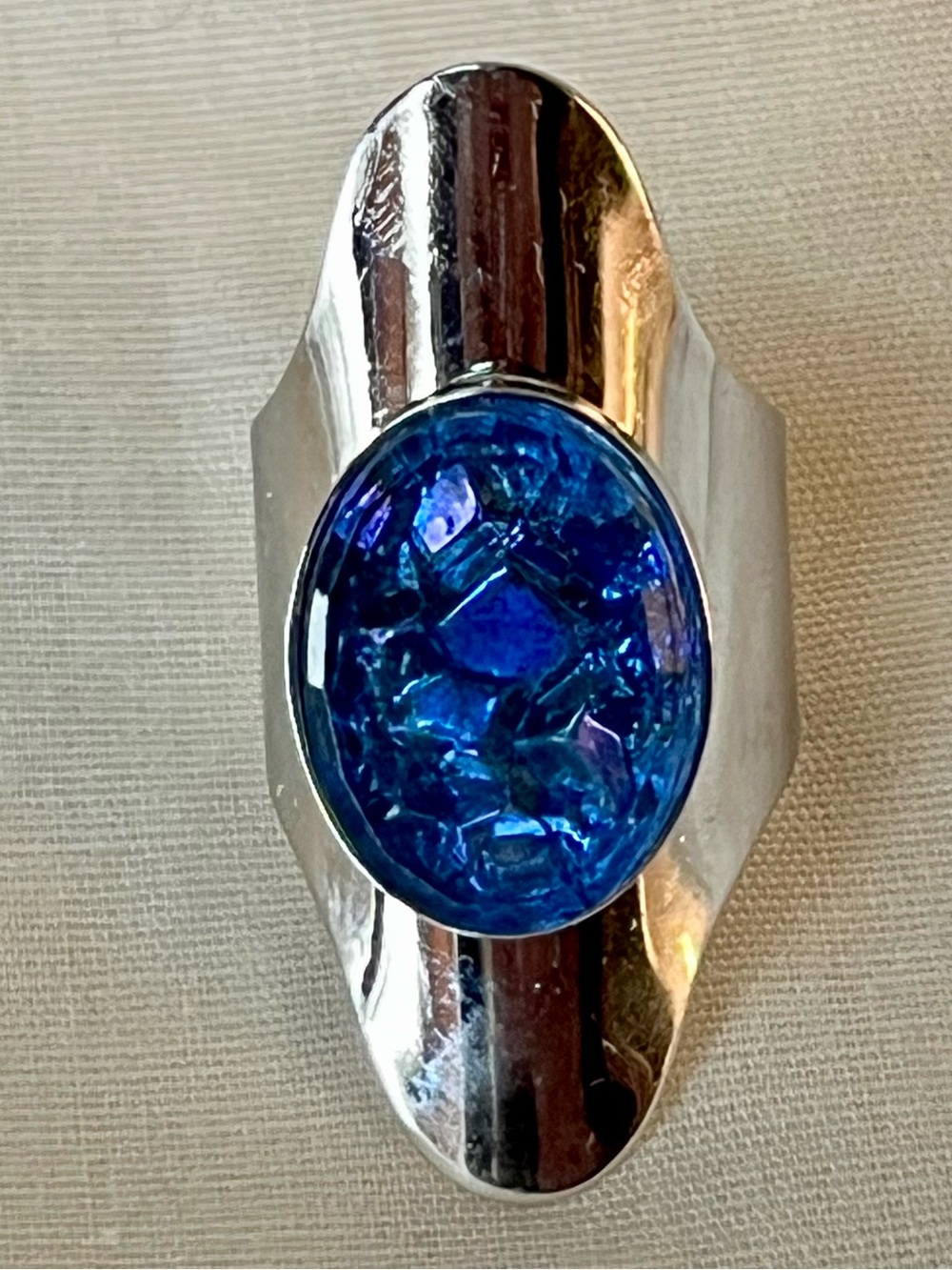 Vintage Sarah Coventry Cleopatra Ring 1972 Blue Foilback Glass Chunky 70s Adjust